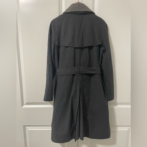 GAP- Women's Trench, blue and grey gingham pattern, small Insulated Wool coat - Picture 2 of 6